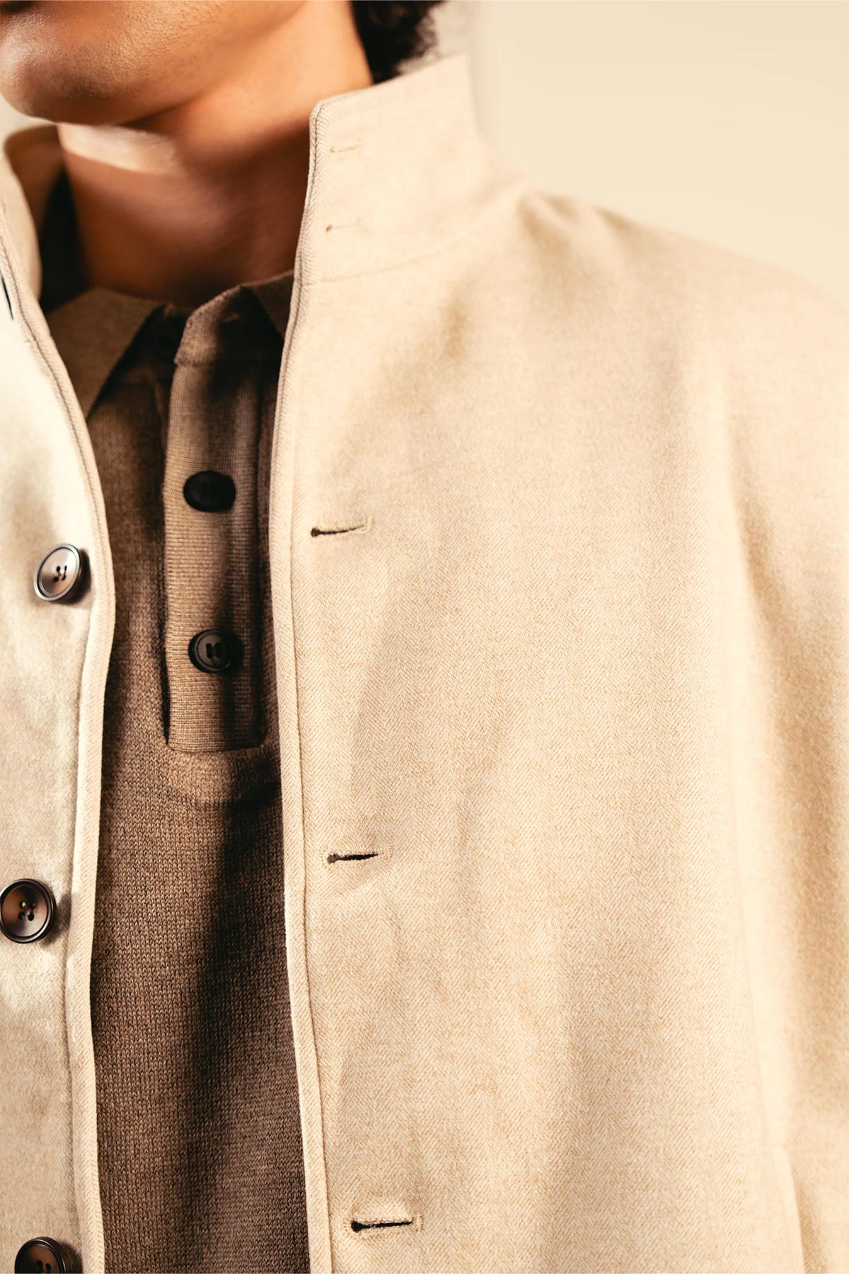 Tailored Herringbone Jacket – White
